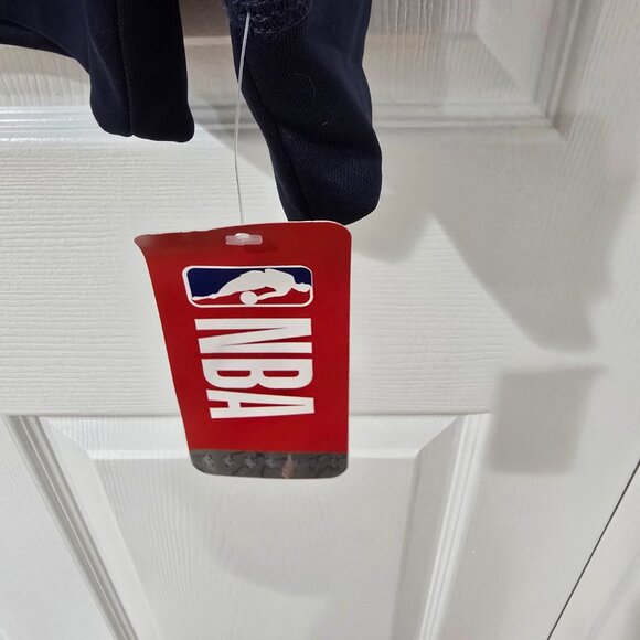 Indiana Pacers Men's NBA Pullover Hoodie Polyester Navy Pockets Size XL NWT - Picture 4 of 7